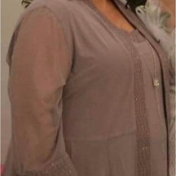 Mother of the Bride dress. - Picture 5 of 5